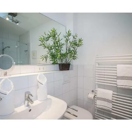 Ferienhaus In List Mit Garten Und Terrasse *