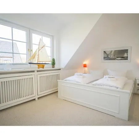 Ferienhaus In List Mit Garten Und Terrasse Feriehus *